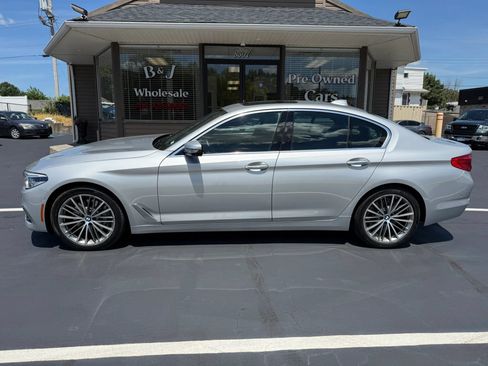 Used 2017 BMW 540i xDrive AWD/4WD image 2