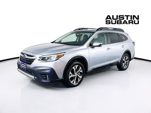 Used 2022 Subaru Outback Limited image 3