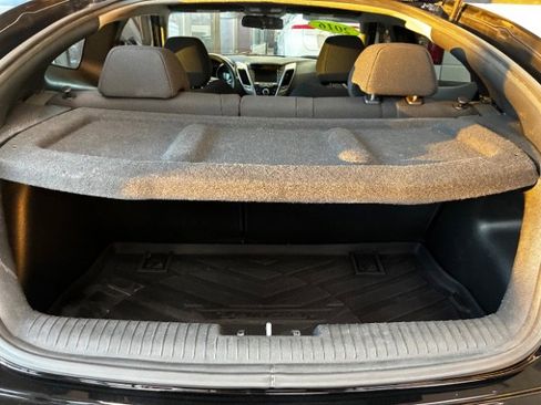 Used 2016 Hyundai Veloster image 15