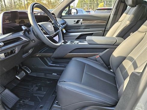 New 2026 Cadillac Vistiq Sport image 7