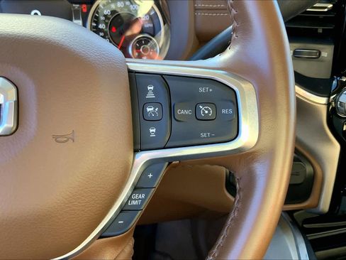 Used 2023 RAM 3500 Laramie image 23