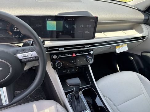 New 2026 Hyundai Tucson SEL FWD image 28