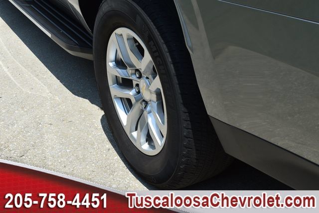 Certified 2024 Chevrolet Suburban LT AWD/4WD image 18