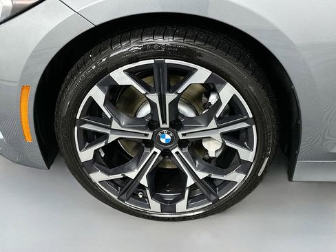 Used 2025 BMW 330i Sedan w/ M Sport Package image 32