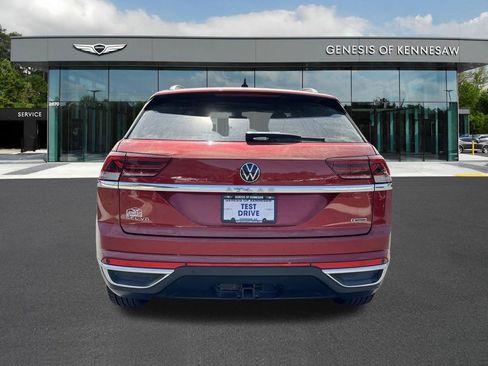 Used 2021 Volkswagen Atlas Cross Sport SEL Premium image 5