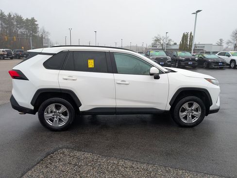 Used 2023 Toyota RAV4 XLE image 7