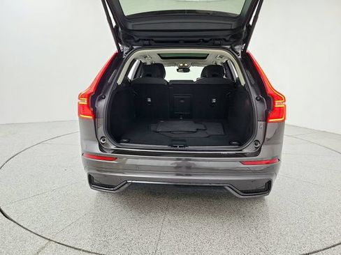 Certified 2025 Volvo XC60 B5 Plus w/ Climate Package AWD/4WD image 15
