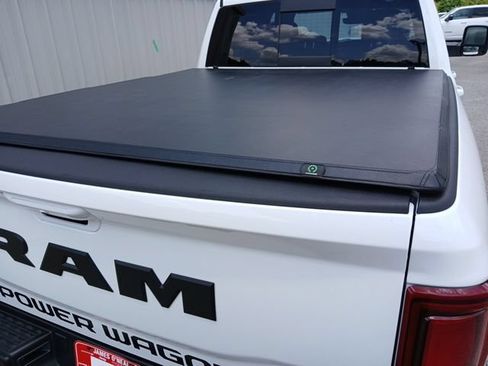 Used 2026 RAM 2500 4x4 Crew Cab image 8