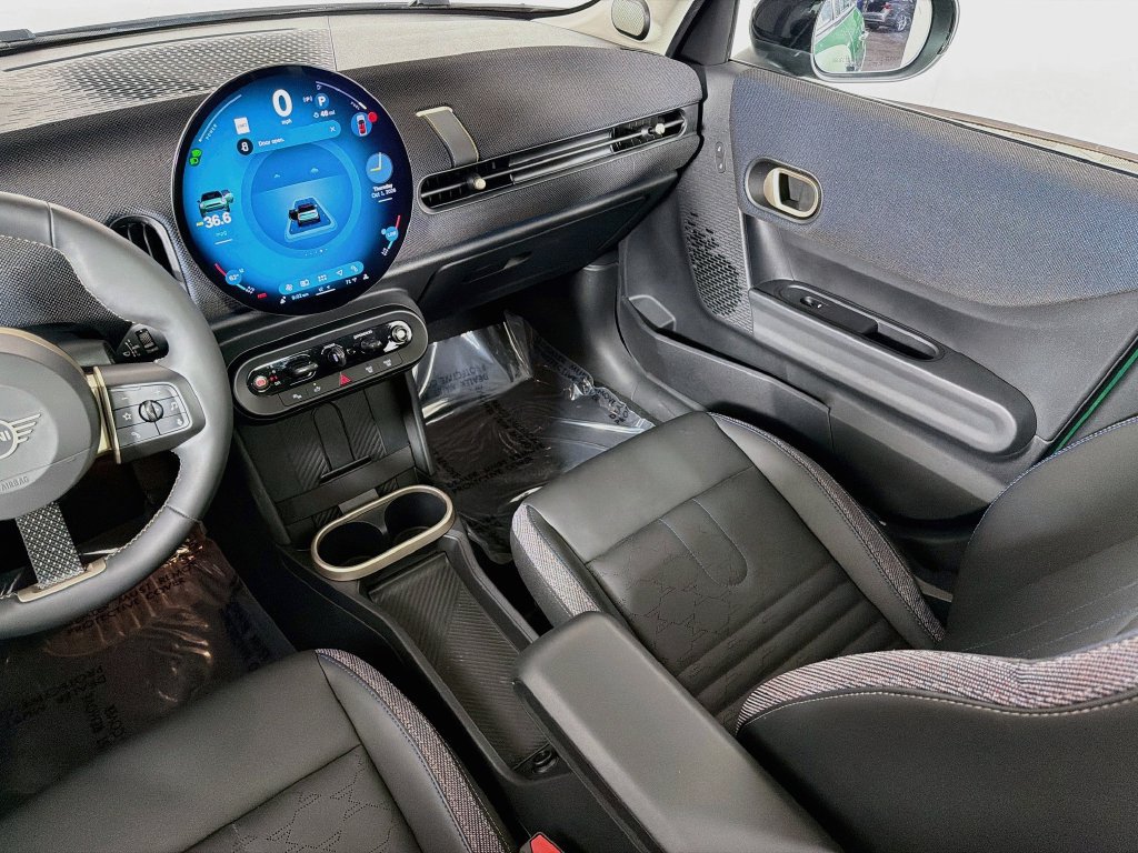 Used 2025 MINI Cooper S FWD image 21