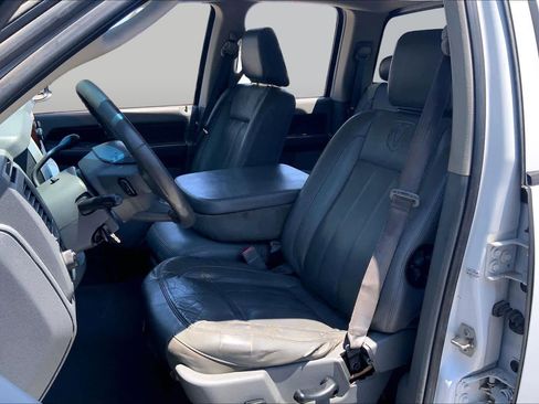 Used 2008 Dodge Ram 1500 Truck Laramie AWD/4WD image 7