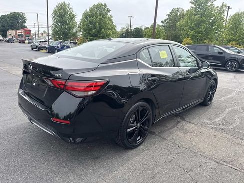 Used 2022 Nissan Sentra SR FWD image 8