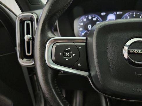 Used 2020 Volvo XC40 T5 Momentum AWD/4WD image 20