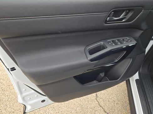 New 2026 Nissan Pathfinder SV image 20