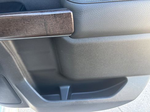 Used 2022 GMC Sierra 2500 Denali image 32