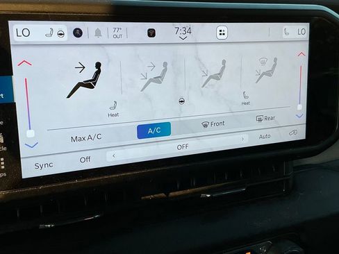 Used 2024 Jeep Wrangler Unlimited w/ Convenience Group image 19