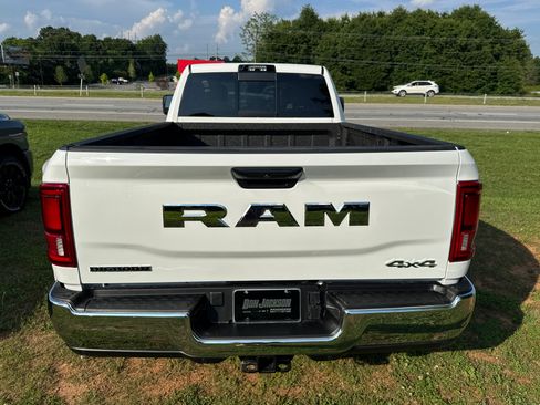 New 2026 RAM 3500 Big Horn AWD/4WD image 6