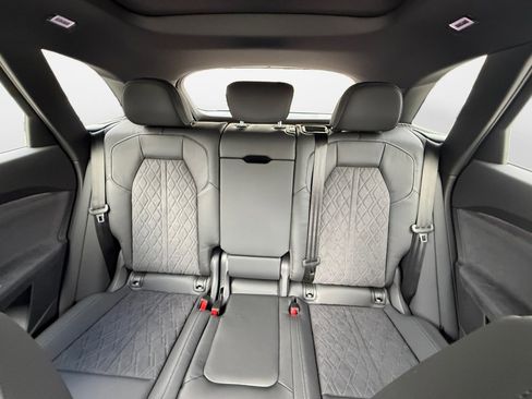 New 2025 Audi SQ5 Premium Plus image 12