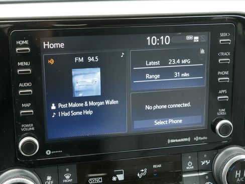 Used 2021 Toyota Highlander LE AWD/4WD image 22