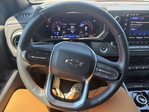 Used 2025 Chevrolet Colorado Z71 w/ Z71 Convenience Package 2 AWD/4WD image 20