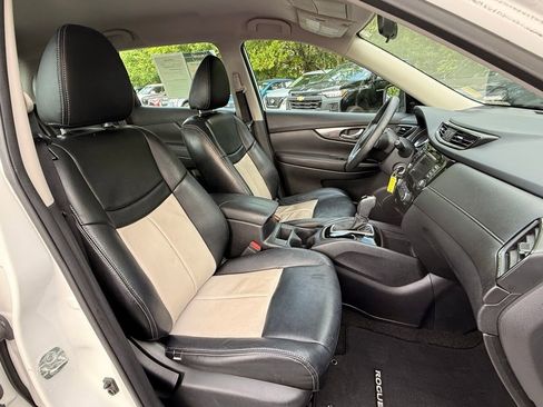 Used 2018 Nissan Rogue S FWD image 33
