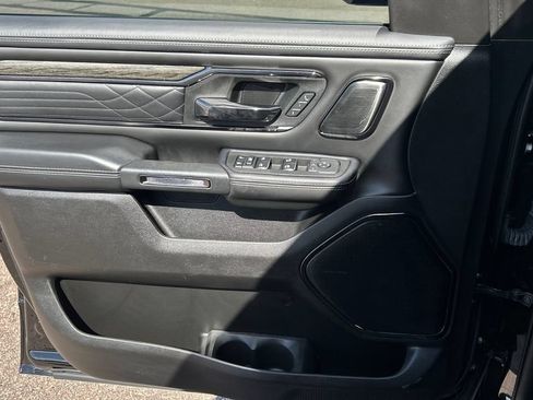 Used 2025 RAM 1500 Limited AWD/4WD image 23