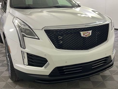 Certified 2023 Cadillac XT5 Sportv w/ Technology Package AWD/4WD image 8