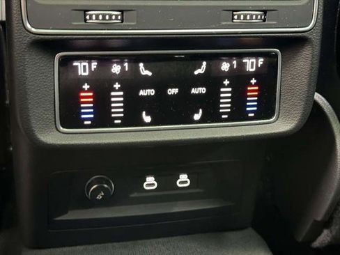 Used 2022 Audi Q7 3.0T Premium Plus AWD/4WD image 18