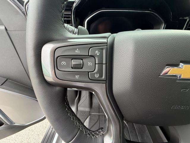 Used 2026 Chevrolet Silverado 1500 High Country AWD/4WD image 23