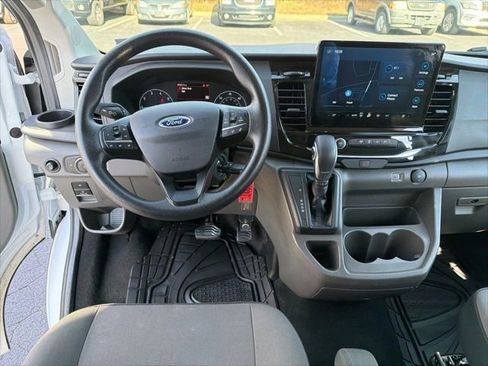 Used 2024 Ford Transit 350 XLT image 15
