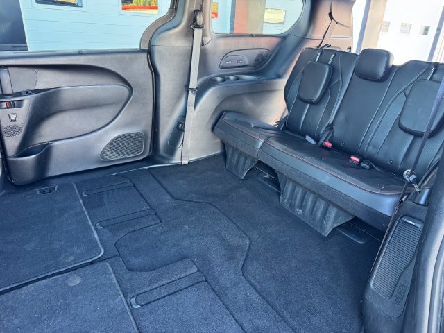 Used 2020 Chrysler Pacifica Limited FWD image 48