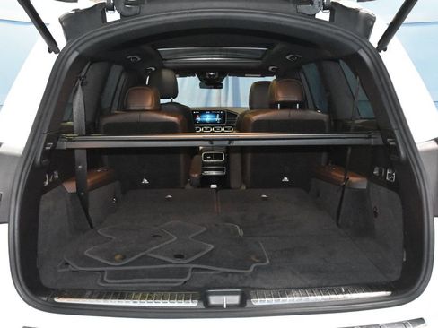 Used 2022 Mercedes-Benz GLS 450 4MATIC image 32