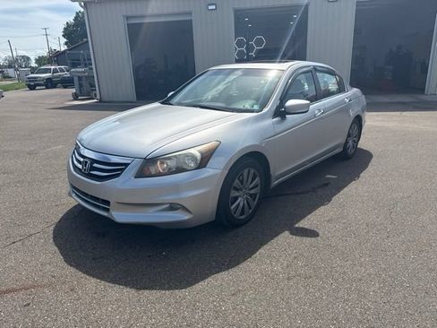 Used 2012 Honda Accord EX-L image 7