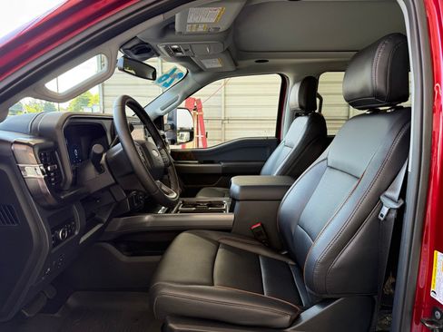 Used 2026 Ford F250 Lariat w/ Black Appearance Package AWD/4WD image 11