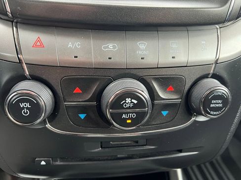 Used 2017 Dodge Journey Crossroad image 36