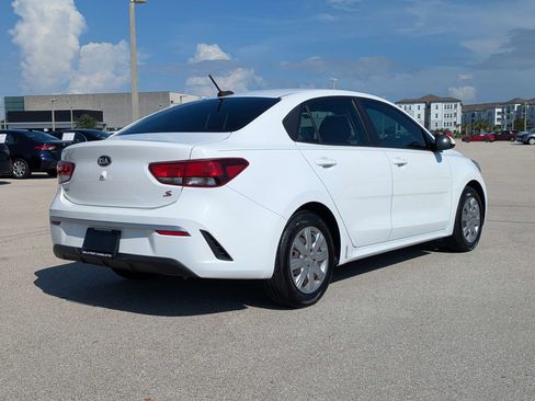 Used 2021 Kia Rio S FWD image 5