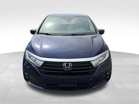 Used 2023 Honda Odyssey Touring image 2