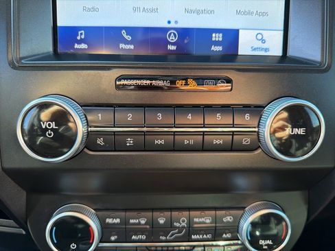 Used 2021 Ford Expedition Limited image 50