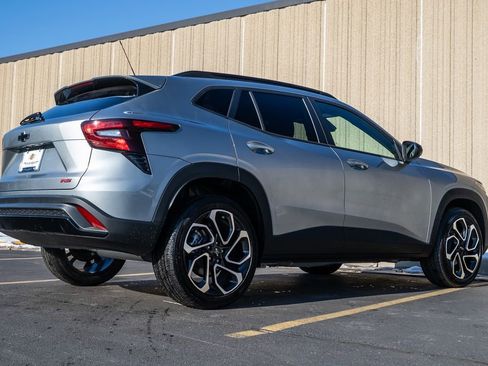 New 2026 Chevrolet Trax RS image 7