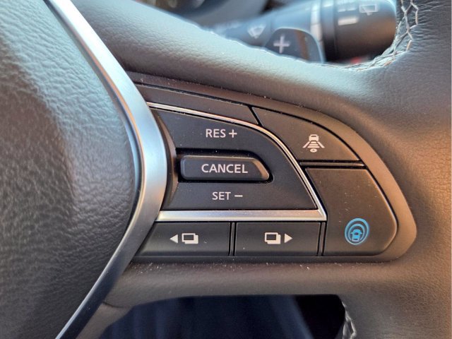 Used 2025 INFINITI QX55 Essential AWD/4WD image 31
