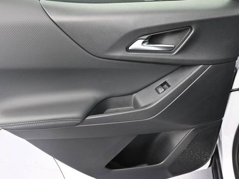 New 2026 Chevrolet Equinox LT FWD image 29