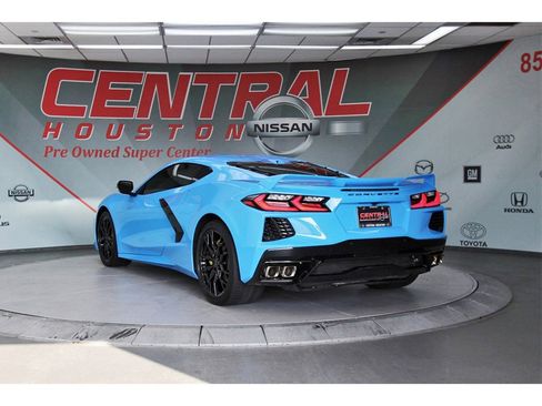 Used 2024 Chevrolet Corvette Stingray Coupe w/ Z51 Performance Package image 4