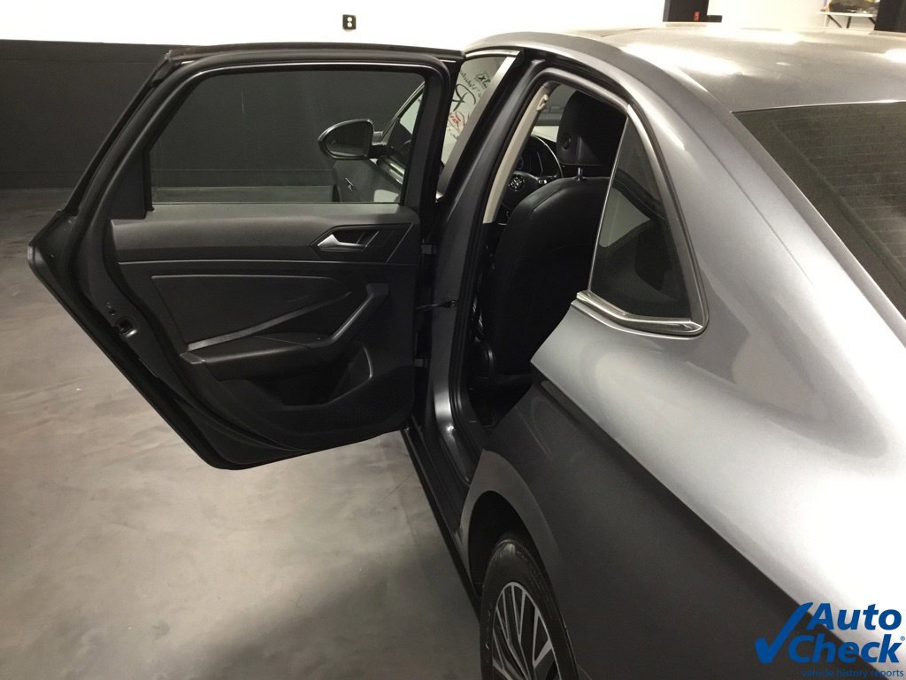 Used 2019 Volkswagen Jetta SEL FWD image 26