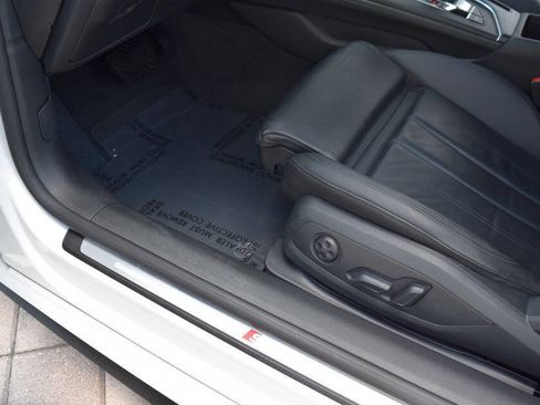 Used 2018 Audi A5 2.0T Premium Plus w/ Premium Plus AWD/4WD image 40