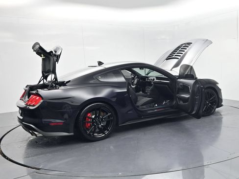 Used 2022 Ford Mustang Shelby GT500 w/ Technology Package RWD image 71
