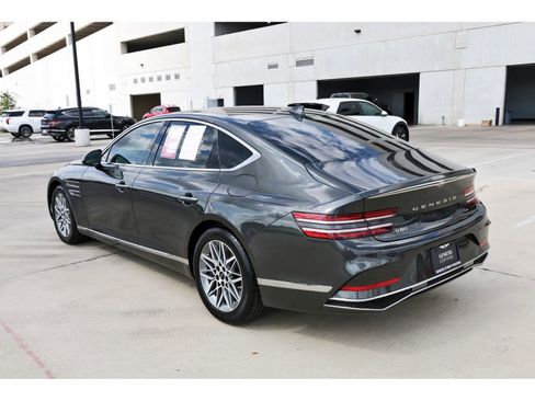 Used 2025 Genesis G80 2.5T image 6