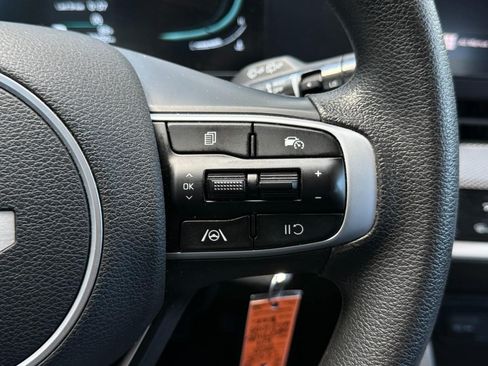 Certified 2025 Kia Sportage LX AWD/4WD image 29