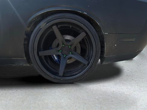 Used 2016 Dodge Challenger R/T Scat Pack w/ Leather Interior Group image 22