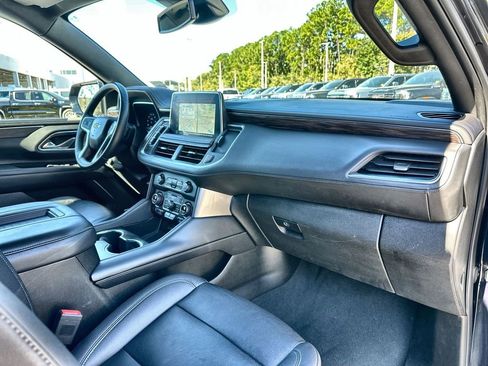 Used 2023 Chevrolet Suburban LT image 28