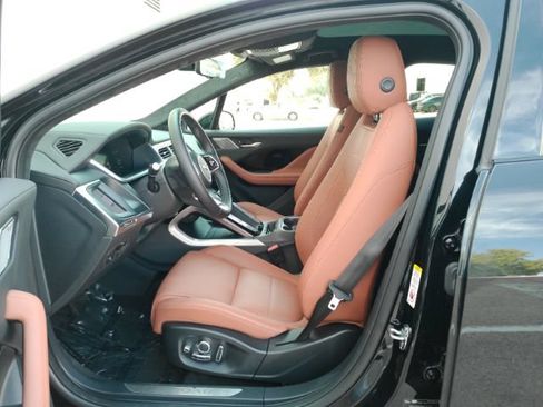 Used 2024 Jaguar I-PACE R-Dynamic HSE AWD/4WD image 12