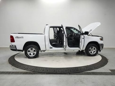 Used 2025 RAM 1500 Big Horn AWD/4WD image 16